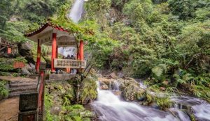 五峰旗瀑布風景區